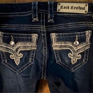 Gorgeous Rock Revival Betty Crop Jeans With 24-1/2” Inseam